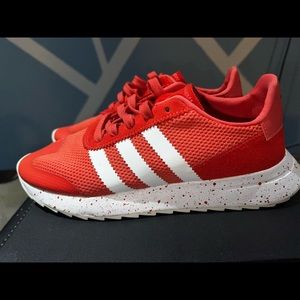 Woman’s FLB runners